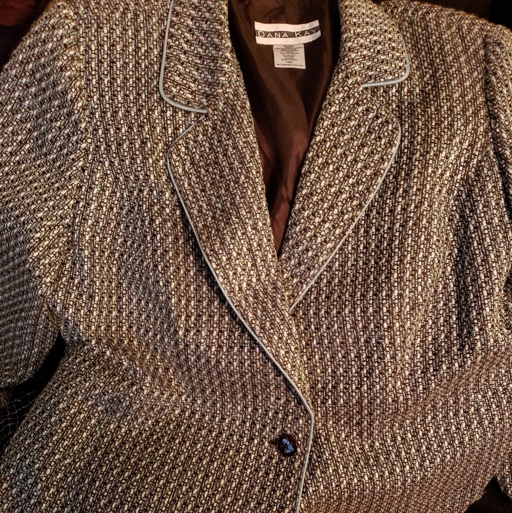 Woman's plus size jacket/Blazer/suit jacket